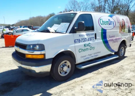 2019 Chevrolet Express 2500 Work Van z USA, uszkodzony, nr VIN 1GCWGAFG9K1277324